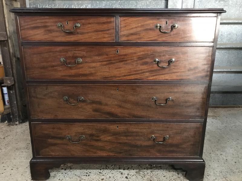 Large Georgian chest of drawers.