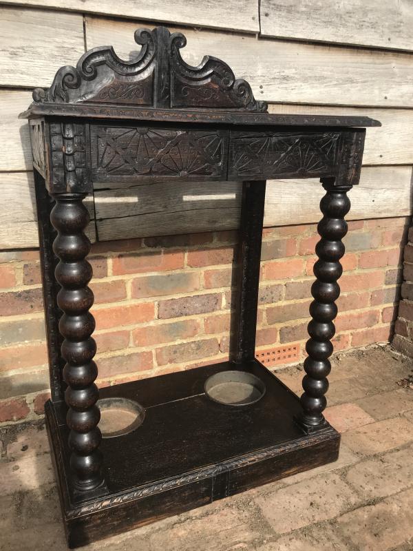 Victorian carved walking stick / umbrella stand.