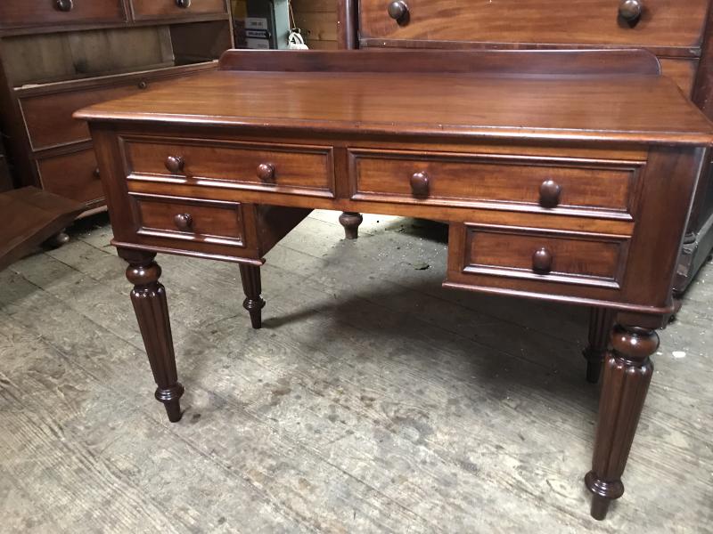 Victorian Mahogany ladies writing desk